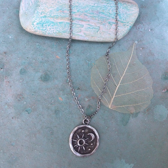 Artisan Sundance Charm Necklace - Picture 5 of 8